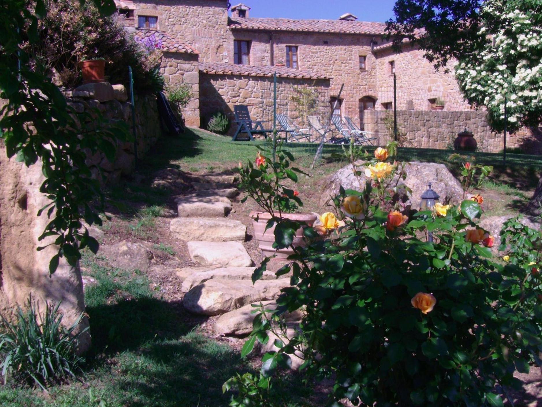 Villa Fonte All'Oppio Con Area Piscina Recintata Pienza Exterior foto