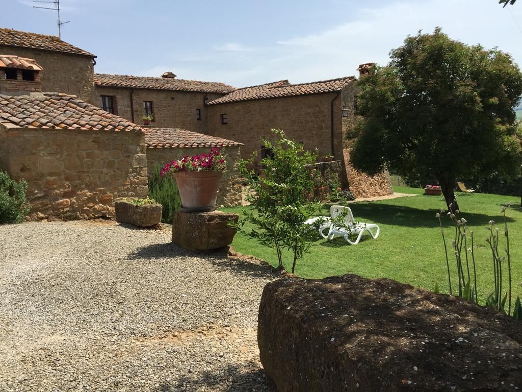 Villa Fonte All'Oppio Con Area Piscina Recintata Pienza Exterior foto