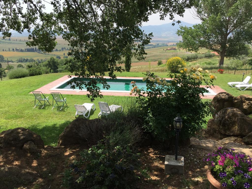 Villa Fonte All'Oppio Con Area Piscina Recintata Pienza Exterior foto