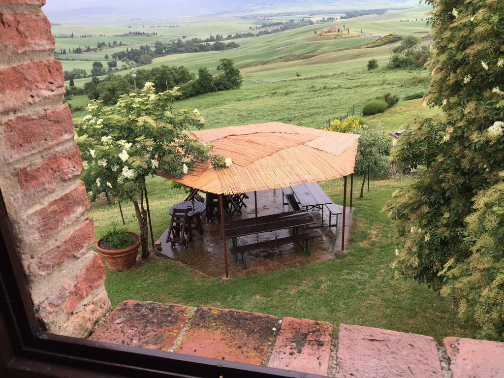 Villa Fonte All'Oppio Con Area Piscina Recintata Pienza Exterior foto