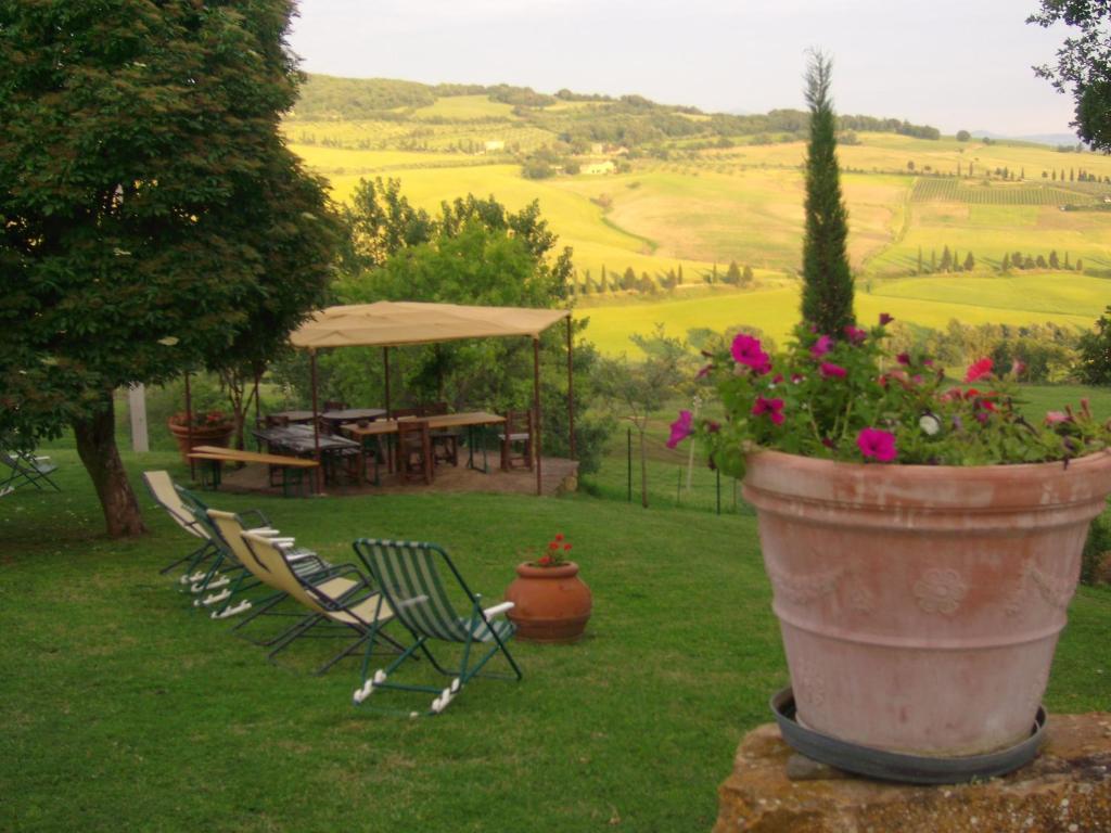 Villa Fonte All'Oppio Con Area Piscina Recintata Pienza Exterior foto